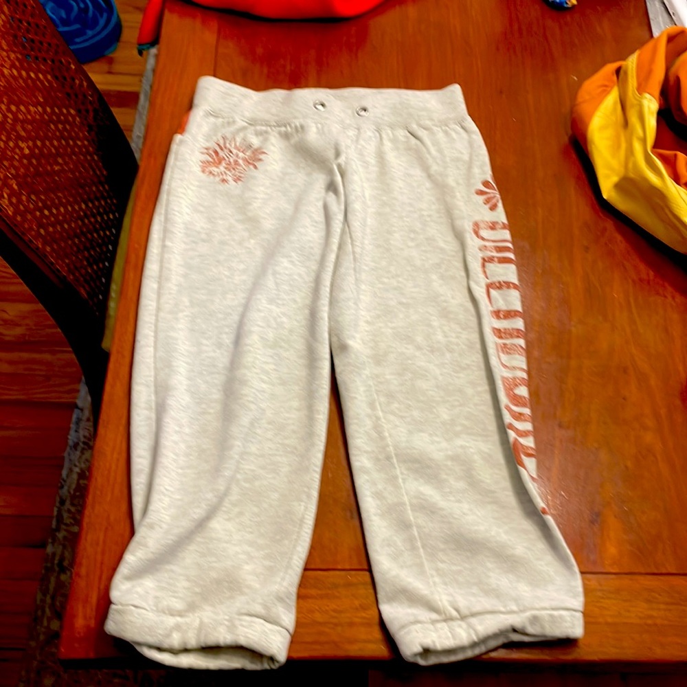 Billabong 3/4 sweatpants